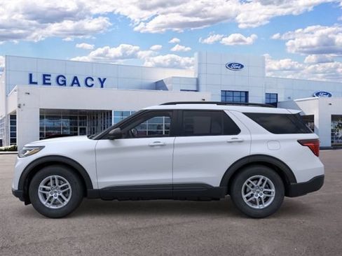 New 2026 Ford Explorer Active w/ Active Comfort Package RWD image 3