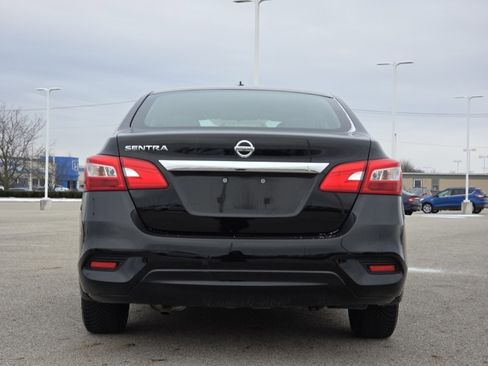 Used 2019 Nissan Sentra S image 14
