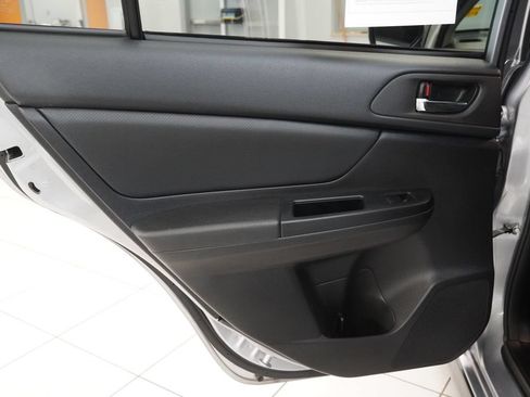 Used 2013 Subaru Crosstrek 2.0i Limited AWD/4WD image 25