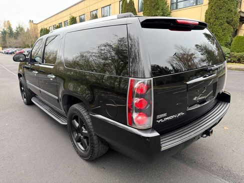 Used 2009 GMC Yukon XL Denali image 7
