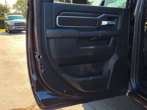 Used 2025 RAM 3500 Big Horn image 25