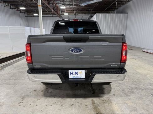 Used 2023 Ford F150 XLT image 5