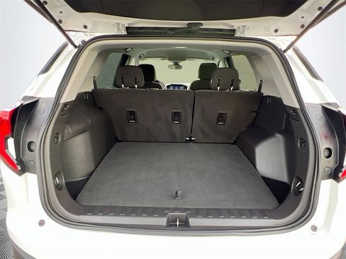 Used 2020 GMC Terrain SLE w/ Driver Convenience Package image 23