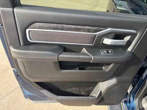 Used 2024 RAM 2500 Big Horn image 21