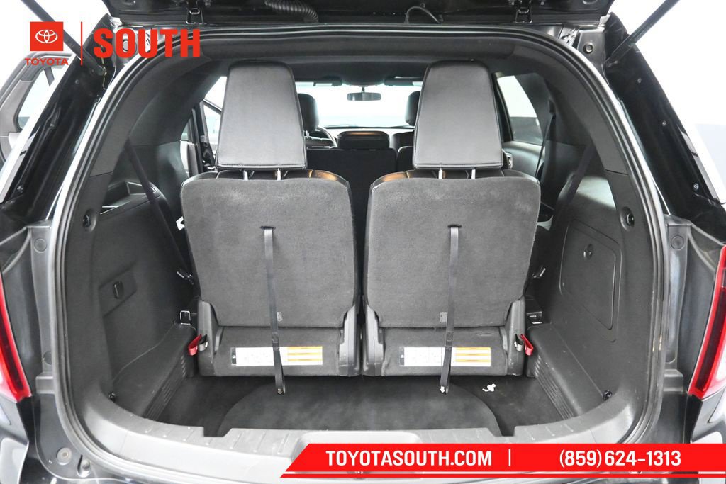 Used 2013 Ford Explorer XLT AWD/4WD image 28