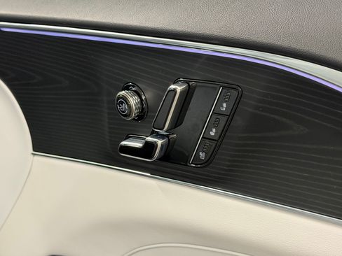 Certified 2024 Cadillac Lyriq Luxury RWD image 48