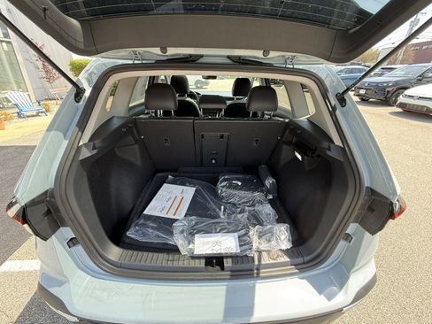 New 2026 Volkswagen Taos SE AWD/4WD image 22