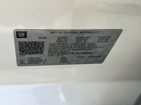 Used 2020 Cadillac Escalade Luxury w/ LPO, Radiant Package AWD/4WD image 25