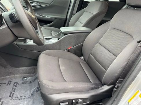 Used 2019 Chevrolet Malibu Hybrid FWD image 5