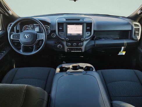 New 2024 RAM 2500 Tradesman w/ Chrome Appearance Group image 11