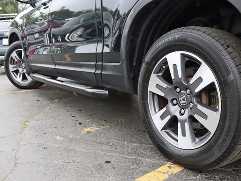Used 2018 Honda Ridgeline RTL-E image 14