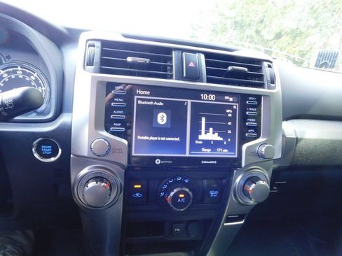 Used 2021 Toyota 4Runner SR5 AWD/4WD image 9