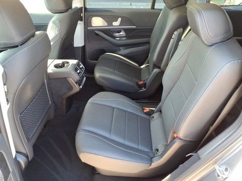 Certified 2026 Mercedes-Benz GLS 450 4MATIC image 17