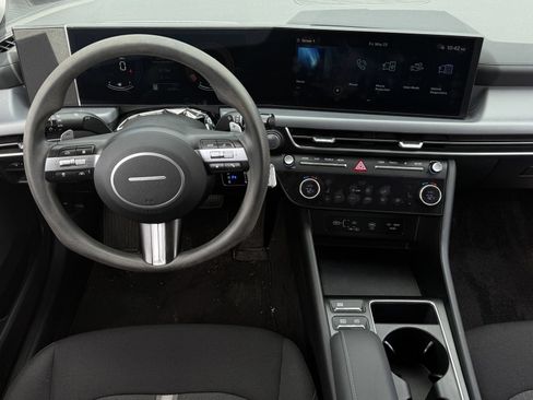 Used 2024 Hyundai Sonata SEL FWD image 12
