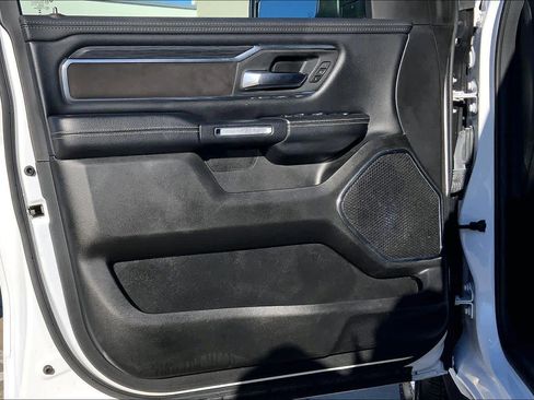 Used 2024 RAM 1500 Laramie image 20