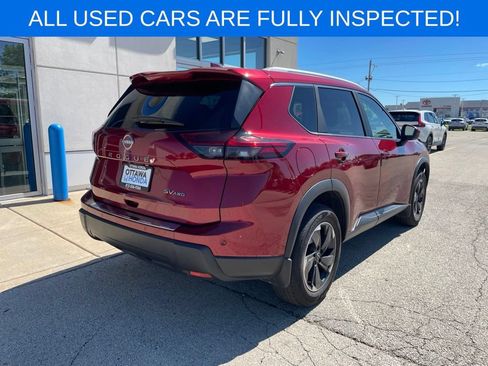 Used 2024 Nissan Rogue SV w/ SV Premium Package AWD/4WD image 5
