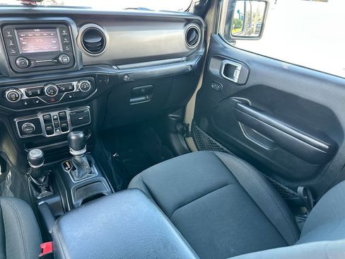 Used 2020 Jeep Gladiator Sport w/ Quick Order Package 24S image 22