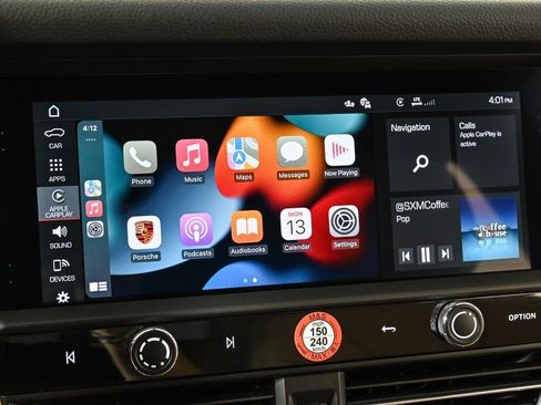 Certified 2026 Porsche Macan image 13