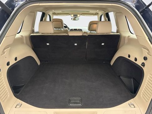 Used 2020 Jeep Grand Cherokee Limited image 19