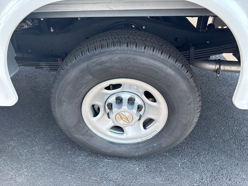 New 2025 Chevrolet Express 3500 w/ Power Convenience Package image 10