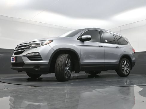 Used 2017 Honda Pilot Elite image 30