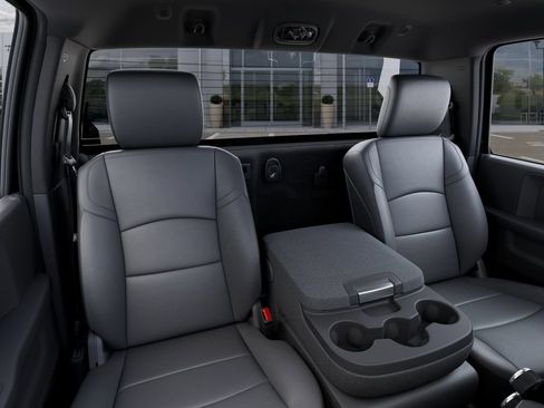New 2025 RAM 4500 Tradesman AWD/4WD image 16