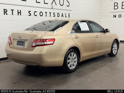 Used 2011 Toyota Camry LE w/ LE Extra-Value Pkg FWD image 4