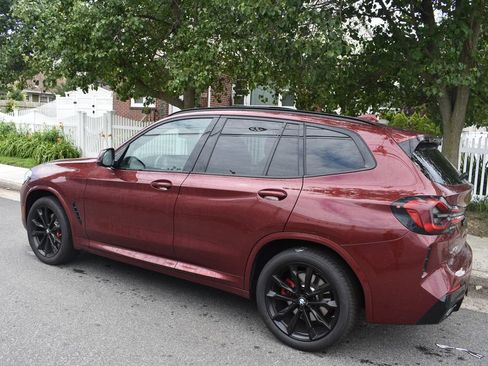 Used 2024 BMW X3 xDrive30i w/ Premium Package AWD/4WD image 9