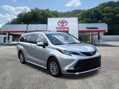 Certified 2022 Toyota Sienna LE