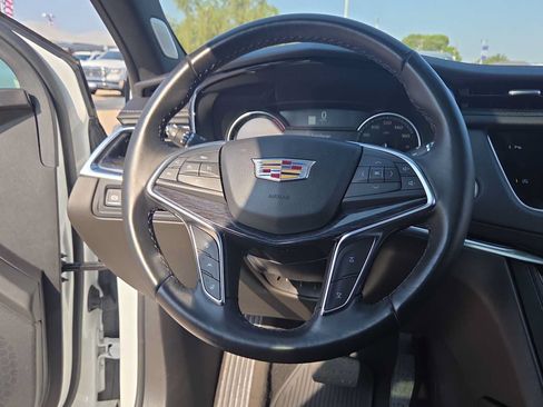 Used 2023 Cadillac XT5 Premium Luxury AWD/4WD image 19