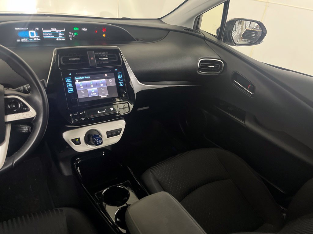 Used 2019 Toyota Prius Prime Plus FWD image 32
