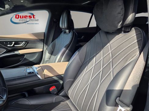 Used 2023 Mercedes-Benz EQS 580 4MATIC Sedan w/ Exclusive Trim Package image 38