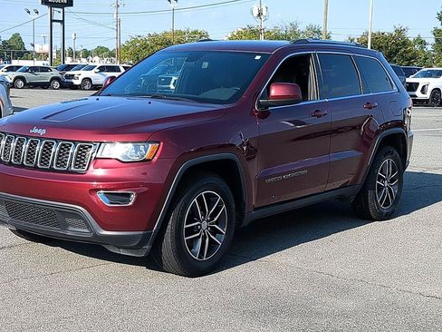 Used 2018 Jeep Grand Cherokee Laredo RWD image 7
