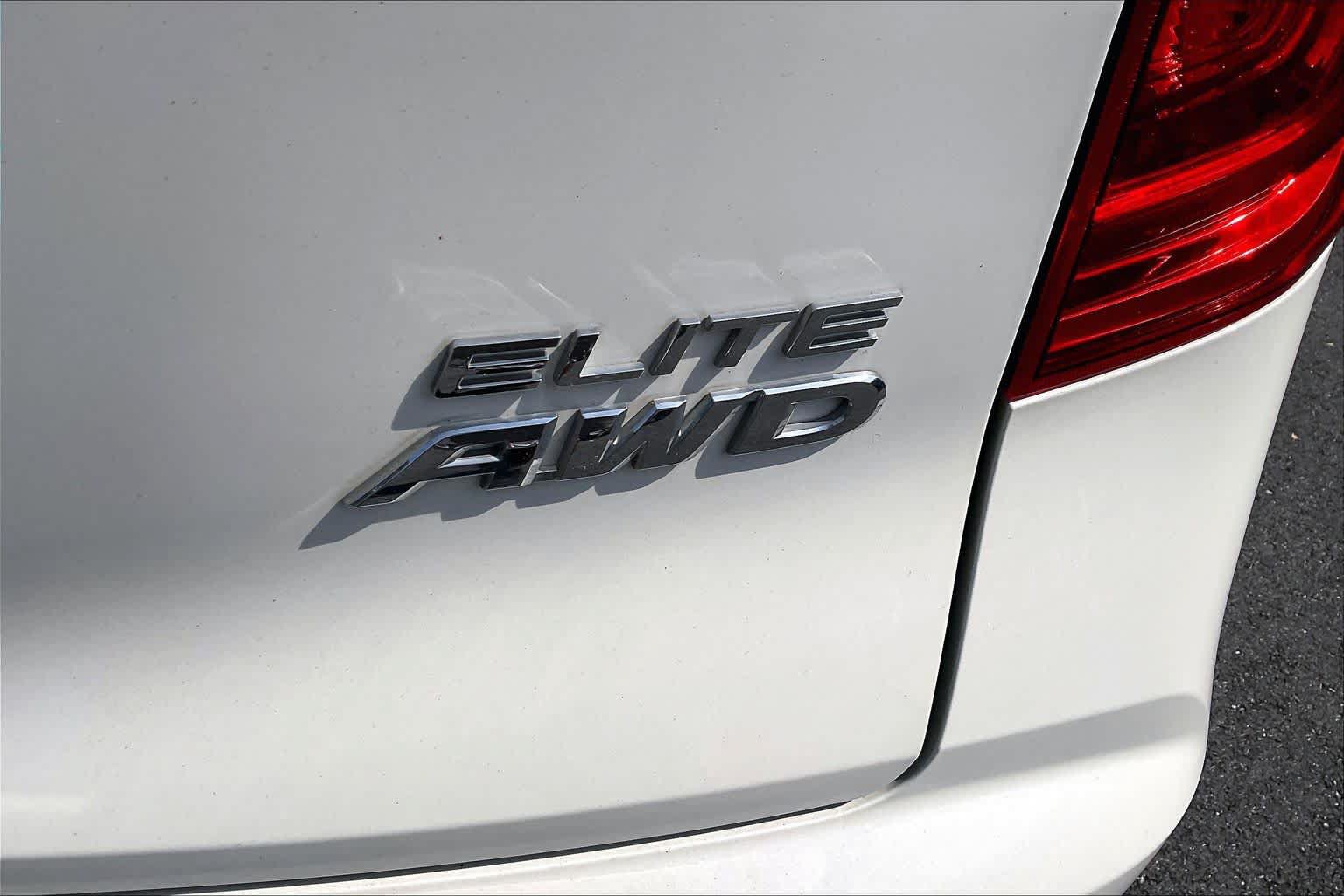 Used 2016 Honda Pilot Elite image 9