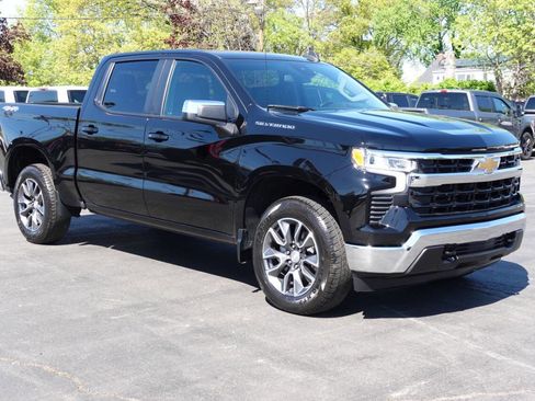 Used 2023 Chevrolet Silverado 1500 LT AWD/4WD image 4