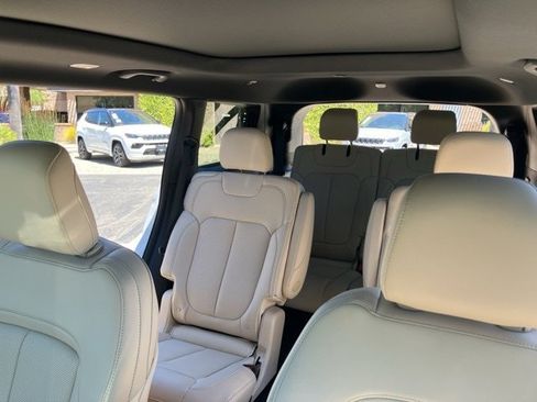 New 2025 Jeep Grand Cherokee L Limited w/ Luxury Tech Group II image 11