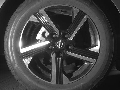 Used 2025 Nissan Sentra SV image 15