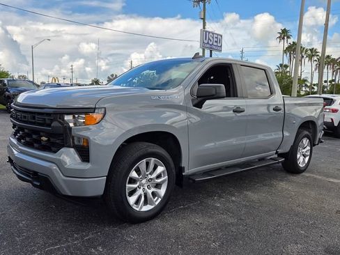 Used 2024 Chevrolet Silverado 1500 Custom RWD image 4