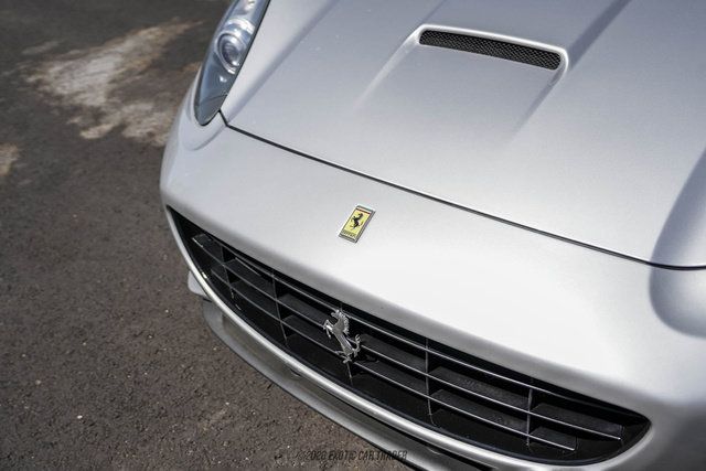 Used 2012 Ferrari California RWD image 56