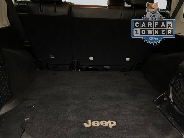 Used 2014 Jeep Wrangler Unlimited Sahara w/ Dual Top Group AWD/4WD image 14