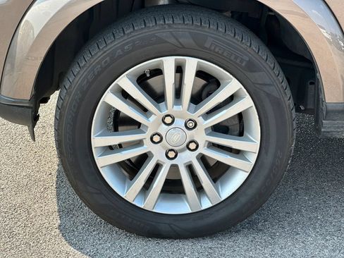 Used 2015 Land Rover LR4 HSE LUX AWD/4WD image 27