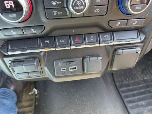 Used 2021 Chevrolet Silverado 1500 LT w/ All Star Edition Plus image 20