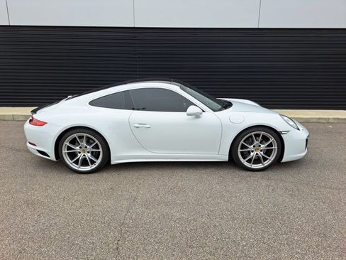 Certified 2017 Porsche 911 Carrera 4 image 8