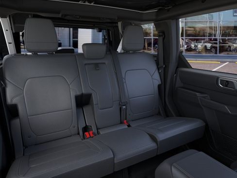 New 2026 Ford Bronco Outer Banks AWD/4WD image 12