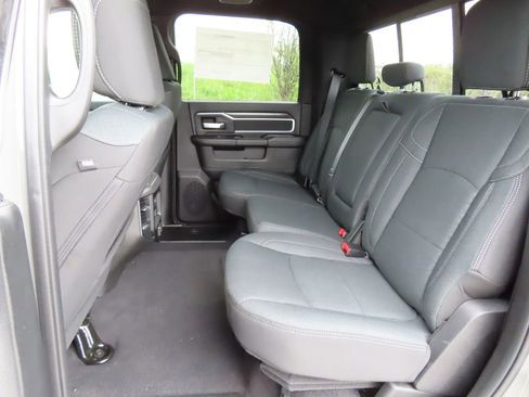 New 2026 RAM 2500 Big Horn AWD/4WD image 27