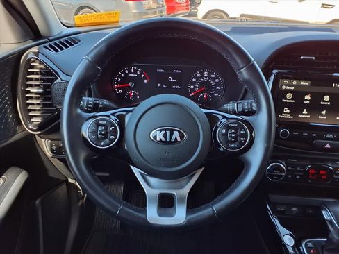 Used 2020 Kia Soul EX image 14