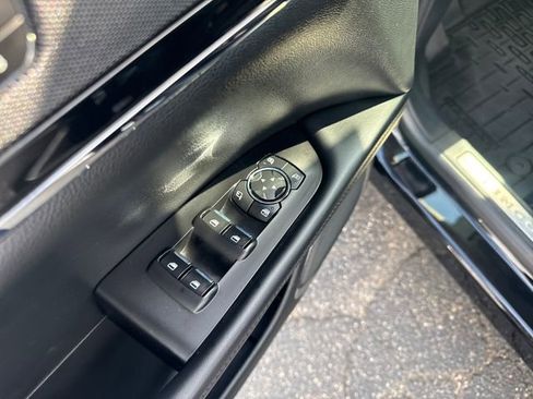Certified 2023 Lincoln Nautilus AWD w/ Premium Package image 15