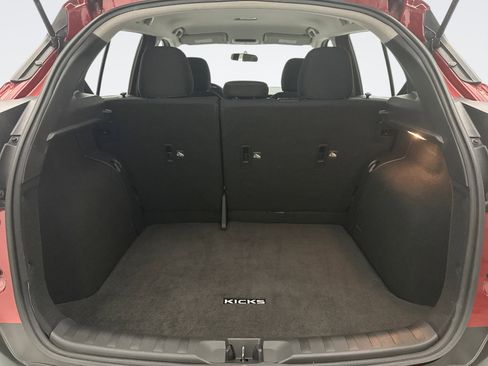 Used 2019 Nissan Kicks SV w/ Exterior Package image 19