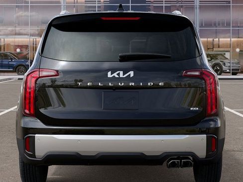 New 2025 Kia Telluride S image 13