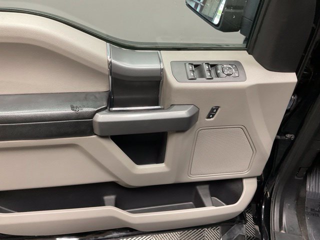 Used 2018 Ford F150 XLT w/ Equipment Group 302A Luxury AWD/4WD image 15